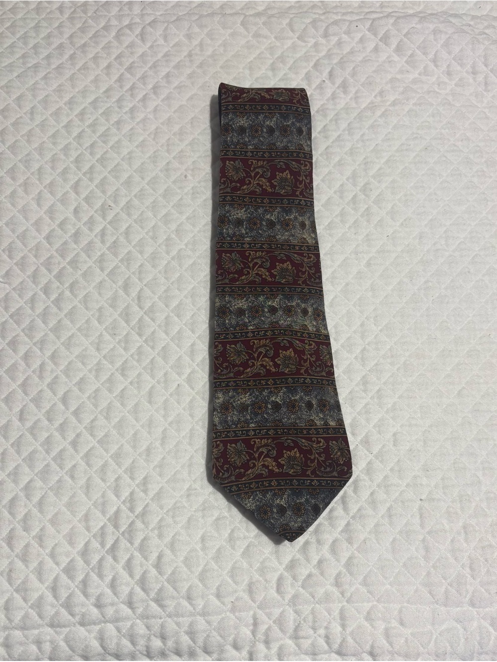 MoMA Vintage Men's Burgundy Floral/Paisley Silk Tie